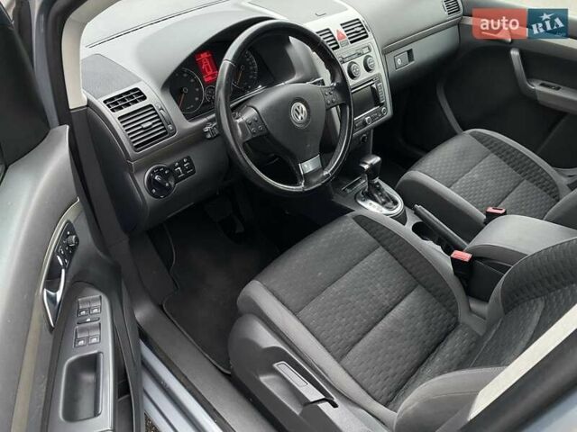 Серый Фольксваген Туран, объемом двигателя 1.4 л и пробегом 220 тыс. км за 7900 $, фото 11 на Automoto.ua