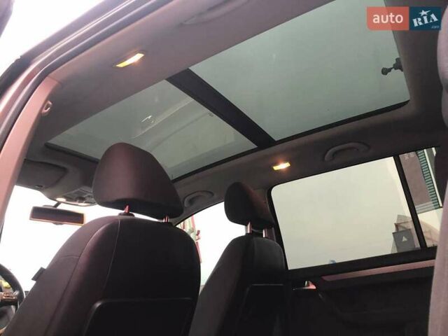 Сірий Фольксваген Туран, об'ємом двигуна 1.6 л та пробігом 265 тис. км за 9990 $, фото 26 на Automoto.ua