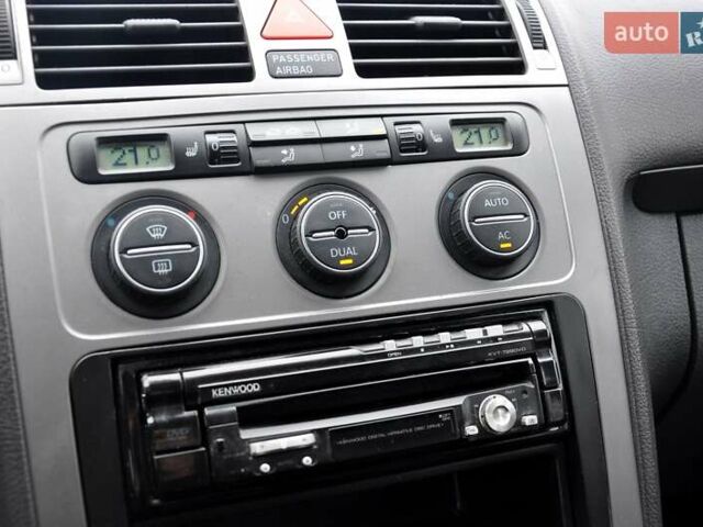 Сірий Фольксваген Туран, об'ємом двигуна 1.9 л та пробігом 172 тис. км за 6999 $, фото 34 на Automoto.ua