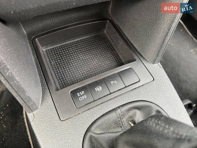 Сірий Фольксваген Туран, об'ємом двигуна 1.4 л та пробігом 135 тис. км за 6900 $, фото 23 на Automoto.ua