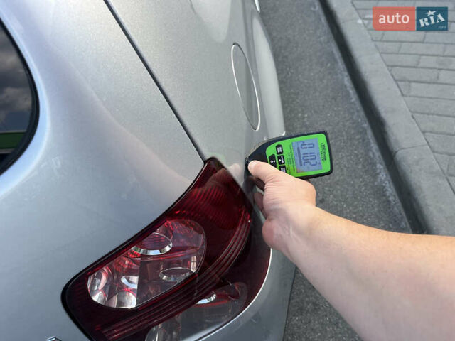 Серый Фольксваген Туран, объемом двигателя 1.4 л и пробегом 179 тыс. км за 8500 $, фото 50 на Automoto.ua