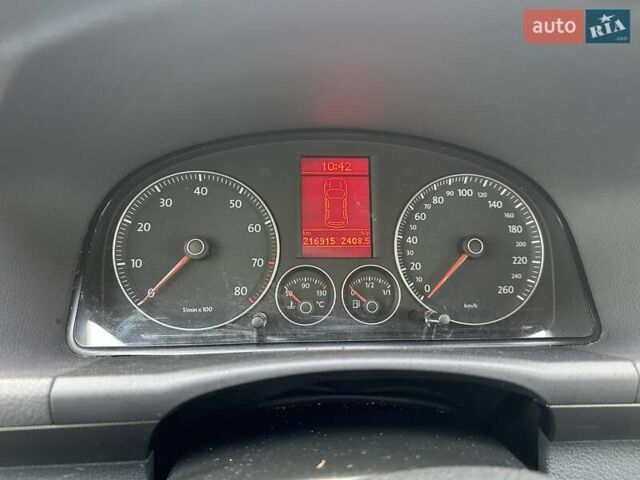 Сірий Фольксваген Туран, об'ємом двигуна 1.39 л та пробігом 216 тис. км за 8500 $, фото 33 на Automoto.ua