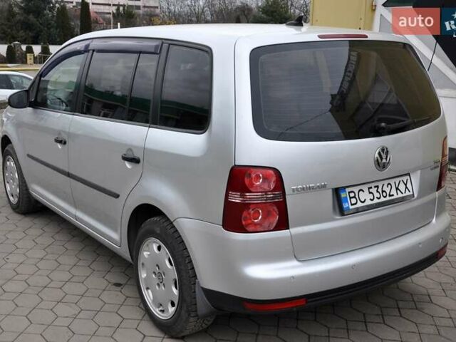 Сірий Фольксваген Туран, об'ємом двигуна 1.9 л та пробігом 172 тис. км за 6999 $, фото 11 на Automoto.ua