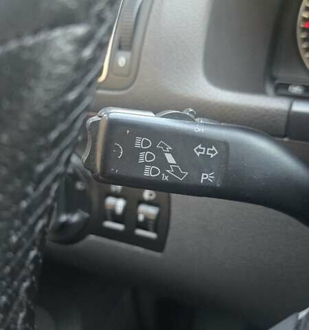 Серый Фольксваген Туран, объемом двигателя 1.6 л и пробегом 284 тыс. км за 9600 $, фото 23 на Automoto.ua