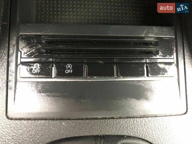Сірий Фольксваген Туран, об'ємом двигуна 1.6 л та пробігом 265 тис. км за 9990 $, фото 25 на Automoto.ua