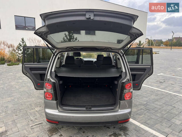 Сірий Фольксваген Туран, об'ємом двигуна 1.4 л та пробігом 135 тис. км за 6900 $, фото 8 на Automoto.ua