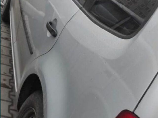 Сірий Фольксваген Туран, об'ємом двигуна 1.4 л та пробігом 220 тис. км за 9000 $, фото 2 на Automoto.ua