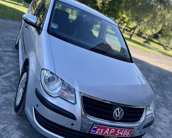 Сірий Фольксваген Туран, об'ємом двигуна 1.4 л та пробігом 173 тис. км за 7300 $, фото 8 на Automoto.ua