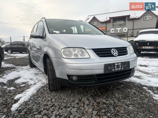 Серый Фольксваген Туран, объемом двигателя 1.4 л и пробегом 173 тыс. км за 7100 $, фото 17 на Automoto.ua