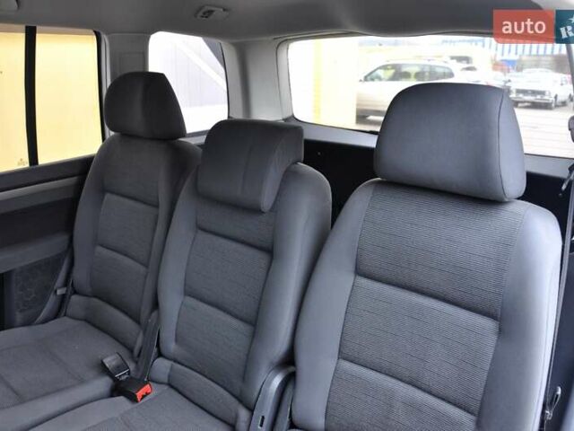 Сірий Фольксваген Туран, об'ємом двигуна 1.9 л та пробігом 172 тис. км за 6999 $, фото 19 на Automoto.ua