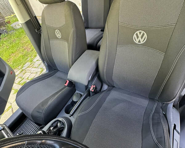 Сірий Фольксваген Туран, об'ємом двигуна 1.4 л та пробігом 238 тис. км за 7200 $, фото 7 на Automoto.ua