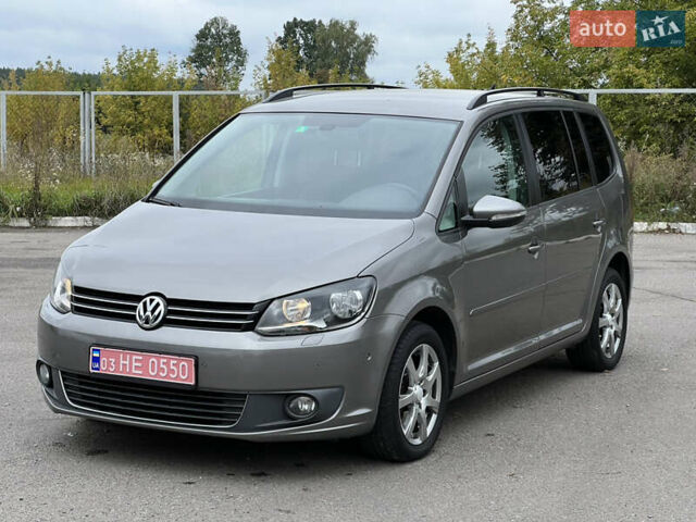 Серый Фольксваген Туран, объемом двигателя 1.4 л и пробегом 198 тыс. км за 8800 $, фото 1 на Automoto.ua