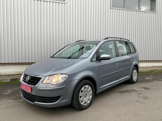 Серый Фольксваген Туран, объемом двигателя 1.4 л и пробегом 221 тыс. км за 7900 $, фото 10 на Automoto.ua