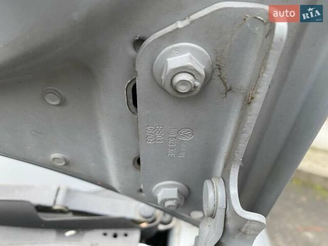 Серый Фольксваген Туран, объемом двигателя 1.4 л и пробегом 220 тыс. км за 7900 $, фото 17 на Automoto.ua