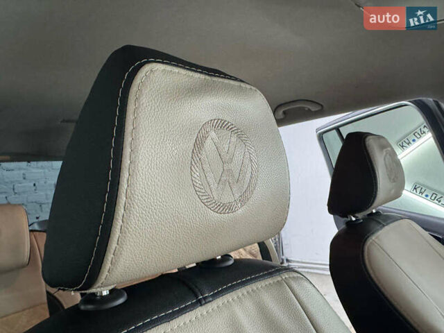 Серый Фольксваген Туран, объемом двигателя 1.4 л и пробегом 308 тыс. км за 6150 $, фото 15 на Automoto.ua