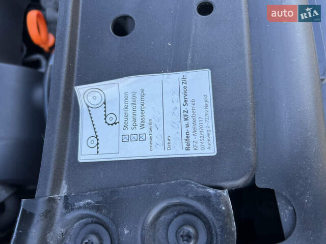 Серый Фольксваген Туран, объемом двигателя 2 л и пробегом 252 тыс. км за 11750 $, фото 42 на Automoto.ua
