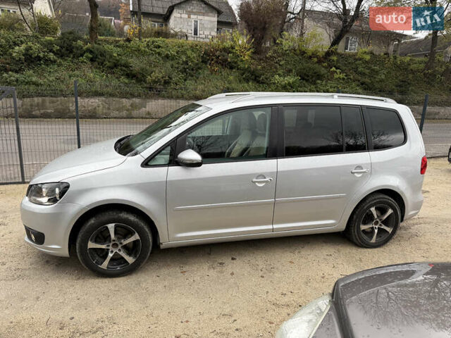 Серый Фольксваген Туран, объемом двигателя 1.4 л и пробегом 300 тыс. км за 7000 $, фото 4 на Automoto.ua