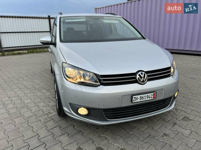 Серый Фольксваген Туран, объемом двигателя 1.4 л и пробегом 223 тыс. км за 7850 $, фото 1 на Automoto.ua