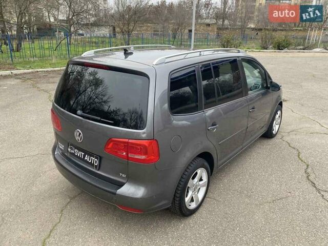 Серый Фольксваген Туран, объемом двигателя 1.39 л и пробегом 174 тыс. км за 10200 $, фото 11 на Automoto.ua