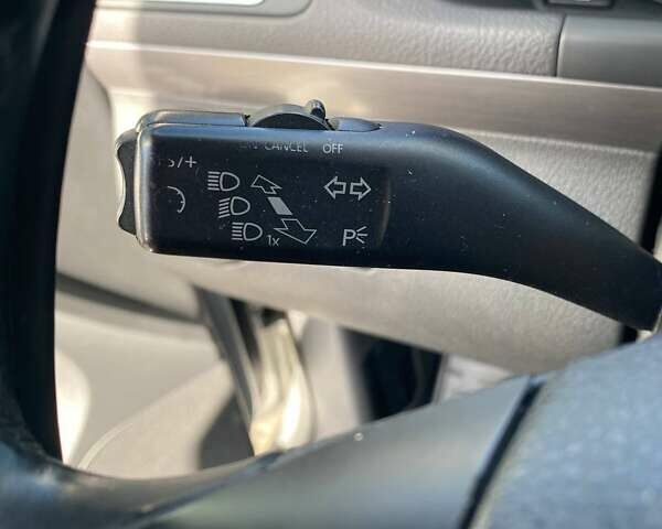 Серый Фольксваген Туран, объемом двигателя 1.6 л и пробегом 250 тыс. км за 10750 $, фото 28 на Automoto.ua