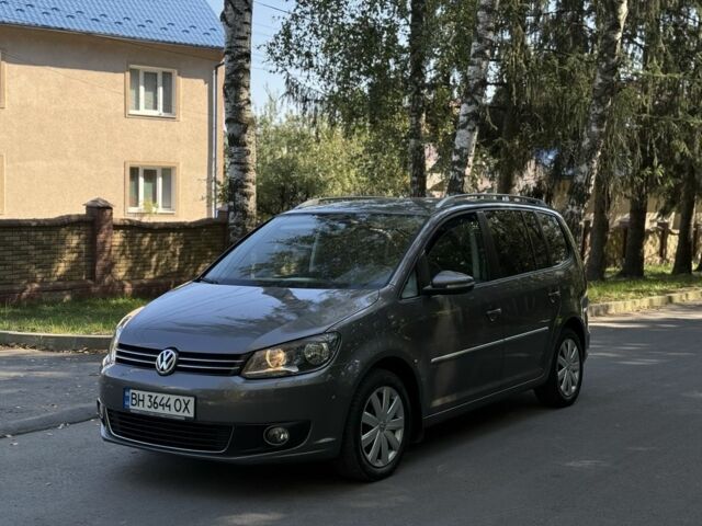 Сірий Фольксваген Туран, об'ємом двигуна 2 л та пробігом 245 тис. км за 11800 $, фото 3 на Automoto.ua