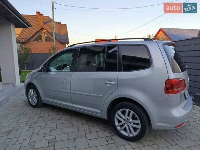 Серый Фольксваген Туран, объемом двигателя 1.6 л и пробегом 215 тыс. км за 10900 $, фото 8 на Automoto.ua