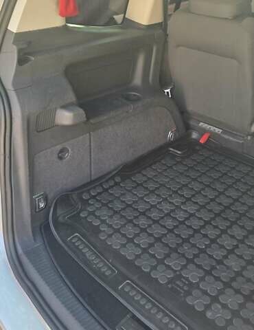 Серый Фольксваген Туран, объемом двигателя 1.97 л и пробегом 225 тыс. км за 10900 $, фото 16 на Automoto.ua