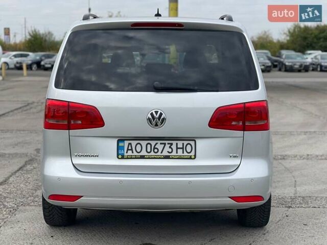 Серый Фольксваген Туран, объемом двигателя 1.39 л и пробегом 239 тыс. км за 7999 $, фото 8 на Automoto.ua