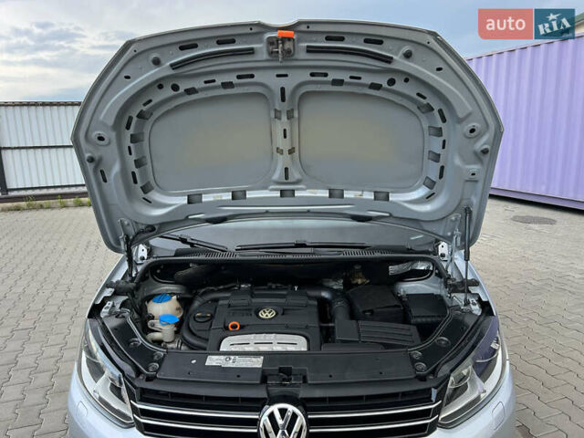 Серый Фольксваген Туран, объемом двигателя 1.4 л и пробегом 223 тыс. км за 7850 $, фото 103 на Automoto.ua