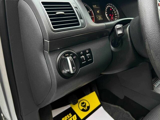 Серый Фольксваген Туран, объемом двигателя 1.4 л и пробегом 224 тыс. км за 7500 $, фото 12 на Automoto.ua