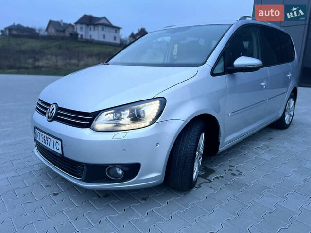 Серый Фольксваген Туран, объемом двигателя 1.6 л и пробегом 290 тыс. км за 9200 $, фото 3 на Automoto.ua
