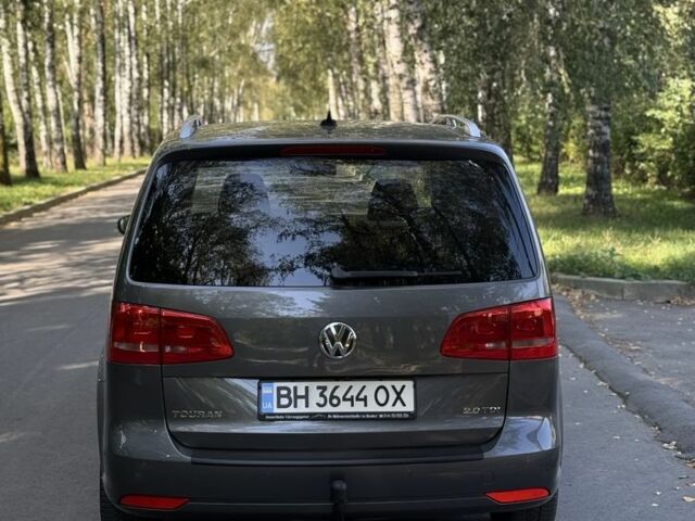 Сірий Фольксваген Туран, об'ємом двигуна 2 л та пробігом 245 тис. км за 11800 $, фото 5 на Automoto.ua
