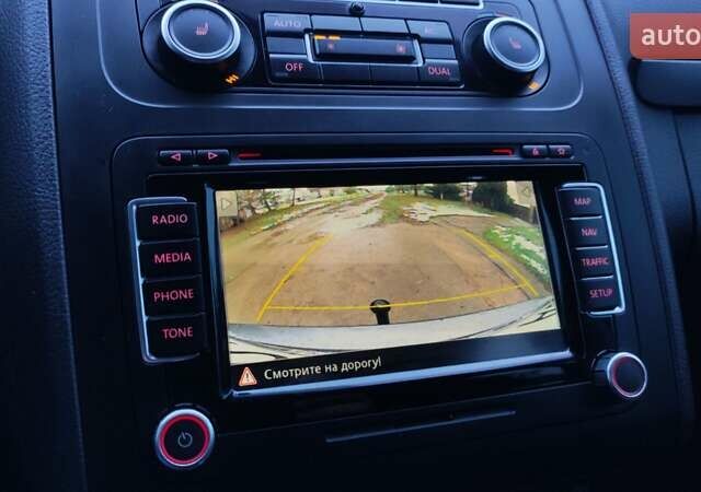 Серый Фольксваген Туран, объемом двигателя 1.6 л и пробегом 302 тыс. км за 10550 $, фото 26 на Automoto.ua