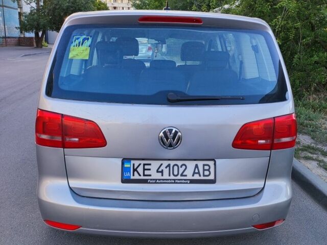 Серый Фольксваген Туран, объемом двигателя 1.6 л и пробегом 190 тыс. км за 10500 $, фото 10 на Automoto.ua