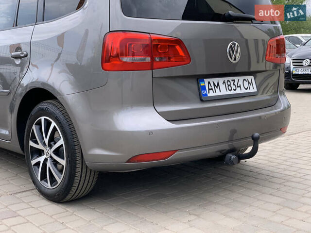 Серый Фольксваген Туран, объемом двигателя 1.6 л и пробегом 285 тыс. км за 10699 $, фото 19 на Automoto.ua