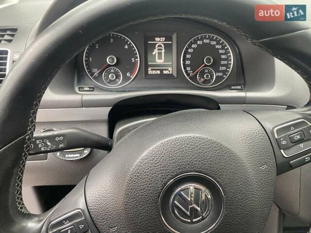 Сірий Фольксваген Туран, об'ємом двигуна 1.6 л та пробігом 254 тис. км за 10750 $, фото 36 на Automoto.ua