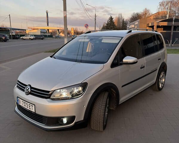 Сірий Фольксваген Туран, об'ємом двигуна 2 л та пробігом 346 тис. км за 12800 $, фото 3 на Automoto.ua