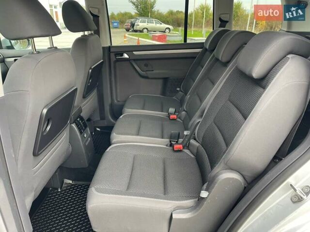 Серый Фольксваген Туран, объемом двигателя 1.39 л и пробегом 239 тыс. км за 7999 $, фото 26 на Automoto.ua