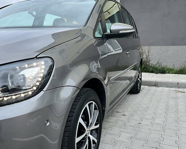 Сірий Фольксваген Туран, об'ємом двигуна 1.4 л та пробігом 199 тис. км за 9900 $, фото 5 на Automoto.ua