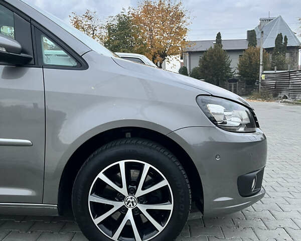 Сірий Фольксваген Туран, об'ємом двигуна 1.4 л та пробігом 199 тис. км за 9900 $, фото 22 на Automoto.ua