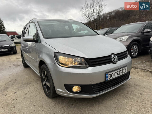 Серый Фольксваген Туран, объемом двигателя 1.4 л и пробегом 300 тыс. км за 7000 $, фото 2 на Automoto.ua