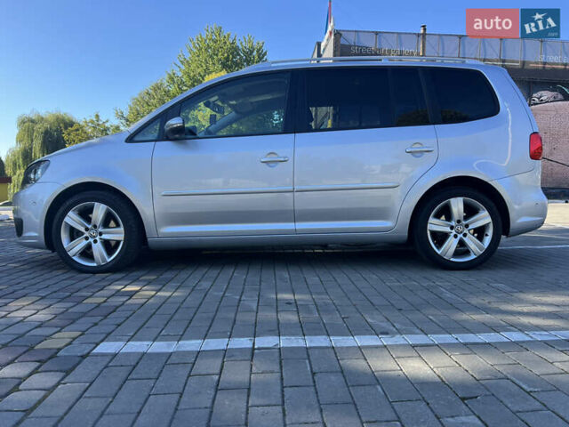 Серый Фольксваген Туран, объемом двигателя 2 л и пробегом 252 тыс. км за 11750 $, фото 18 на Automoto.ua