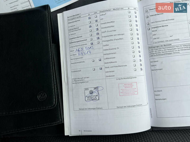 Серый Фольксваген Туран, объемом двигателя 2 л и пробегом 234 тыс. км за 12950 $, фото 166 на Automoto.ua