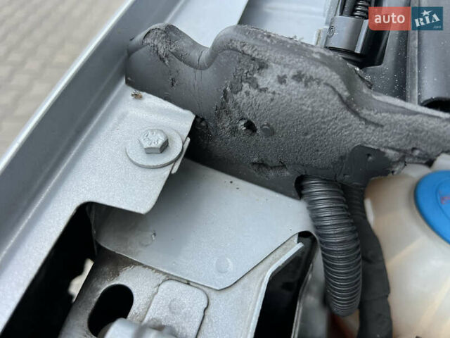 Сірий Фольксваген Туран, об'ємом двигуна 1.4 л та пробігом 223 тис. км за 7750 $, фото 105 на Automoto.ua