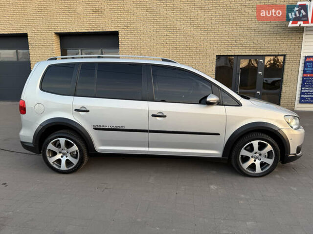 Сірий Фольксваген Туран, об'ємом двигуна 2 л та пробігом 346 тис. км за 12800 $, фото 14 на Automoto.ua