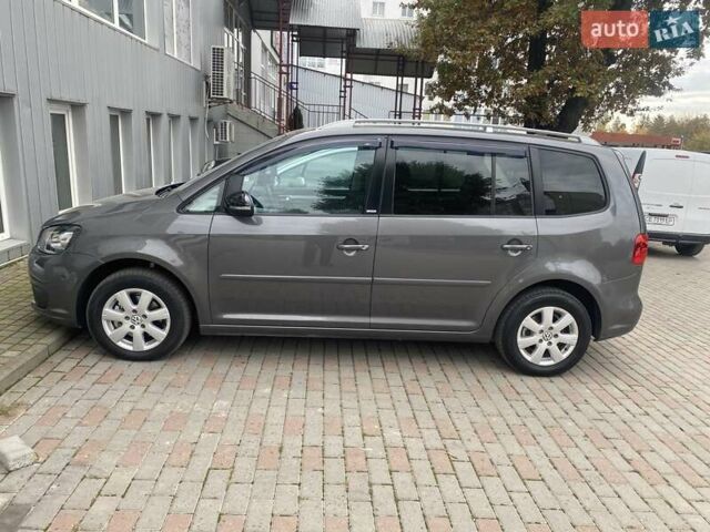 Серый Фольксваген Туран, объемом двигателя 1.6 л и пробегом 254 тыс. км за 10200 $, фото 14 на Automoto.ua