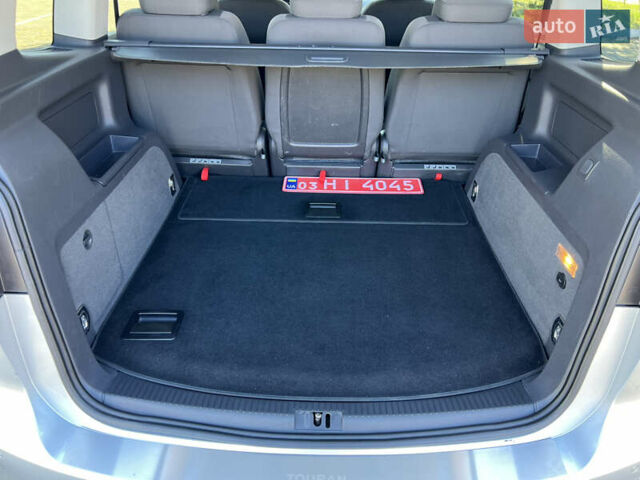 Серый Фольксваген Туран, объемом двигателя 2 л и пробегом 252 тыс. км за 11750 $, фото 21 на Automoto.ua