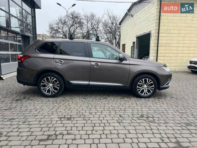 Серый Фольксваген Туран, объемом двигателя 1.39 л и пробегом 224 тыс. км за 7500 $, фото 5 на Automoto.ua