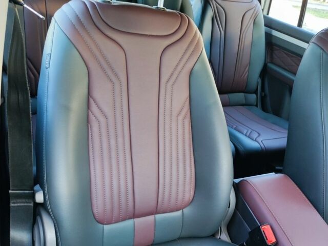 Серый Фольксваген Туран, объемом двигателя 1.6 л и пробегом 190 тыс. км за 10500 $, фото 4 на Automoto.ua