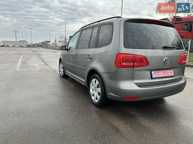Сірий Фольксваген Туран, об'ємом двигуна 1.4 л та пробігом 215 тис. км за 9100 $, фото 4 на Automoto.ua